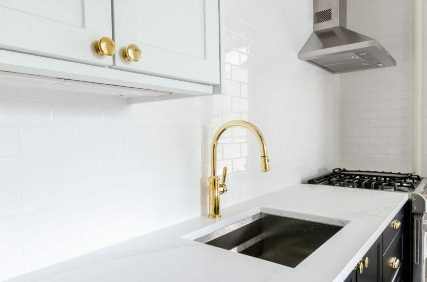 how to clean your kitchen sink
