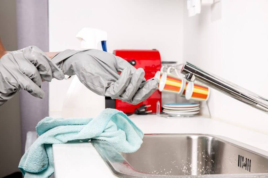 How to clean apartment before moving in: Fresh Home Cleaning's checklist